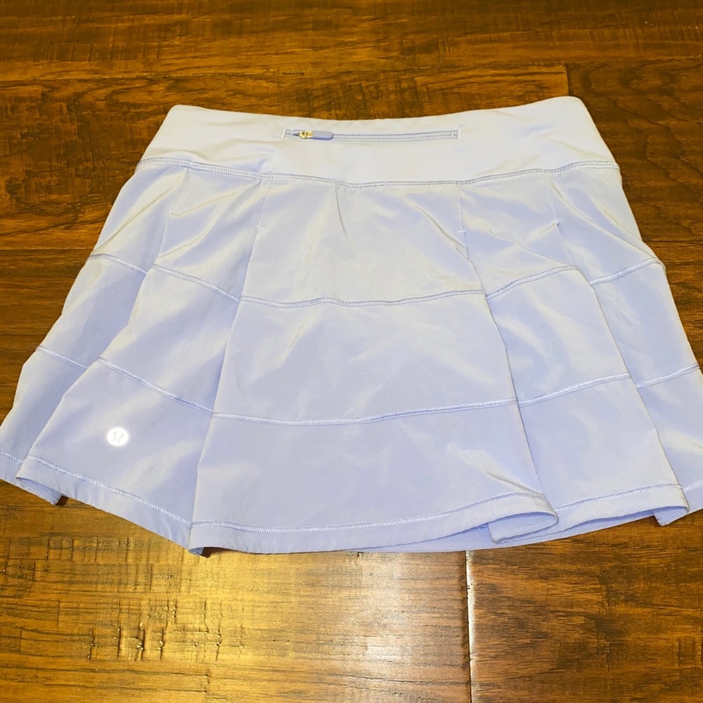 Lululemon periwinkle size 4 tall skirt